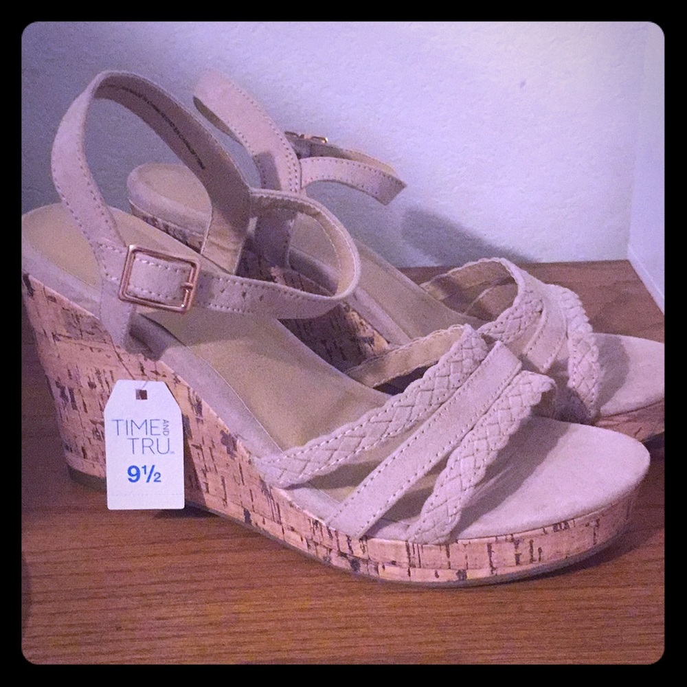 Time and tru wedges